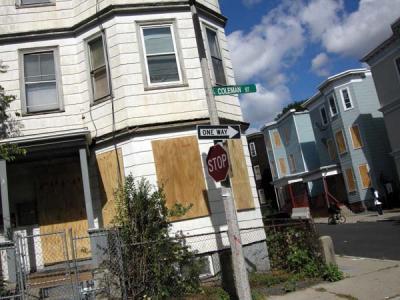 The corner of Colman and Henry Streets in September of 2007
