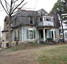 24 Grampian Way : Owners want permission to bulldoze the home and adjacent stable. The property is also under review to become a city landmark. 