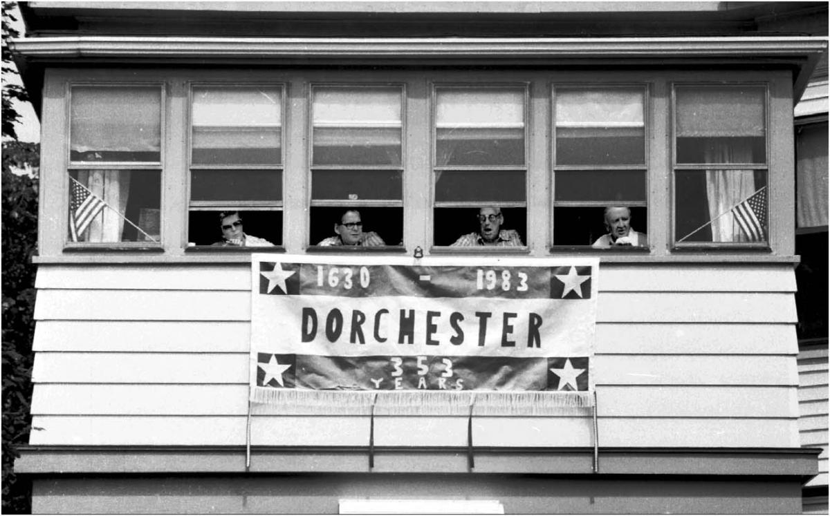 dorwindows0206.jpg