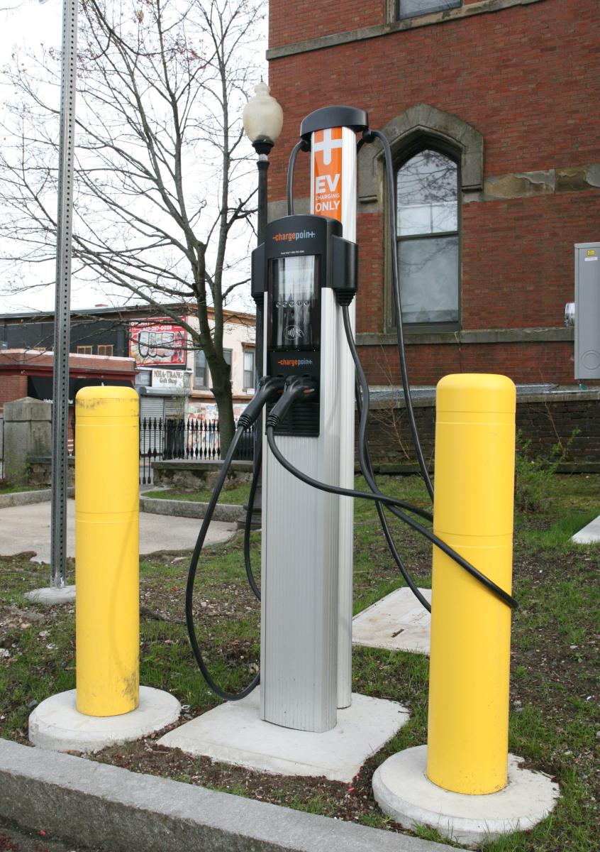 p1 charging station.JPG