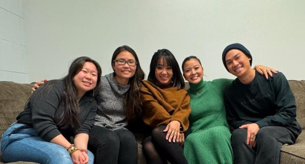 The 1975 Vietnamese Diaspora Memorial Team (from left) : left: Kathy Le, Ngoc-Tran Vu, Linh-Phuong Vu, Theresa Tran, Tommy Lam. 